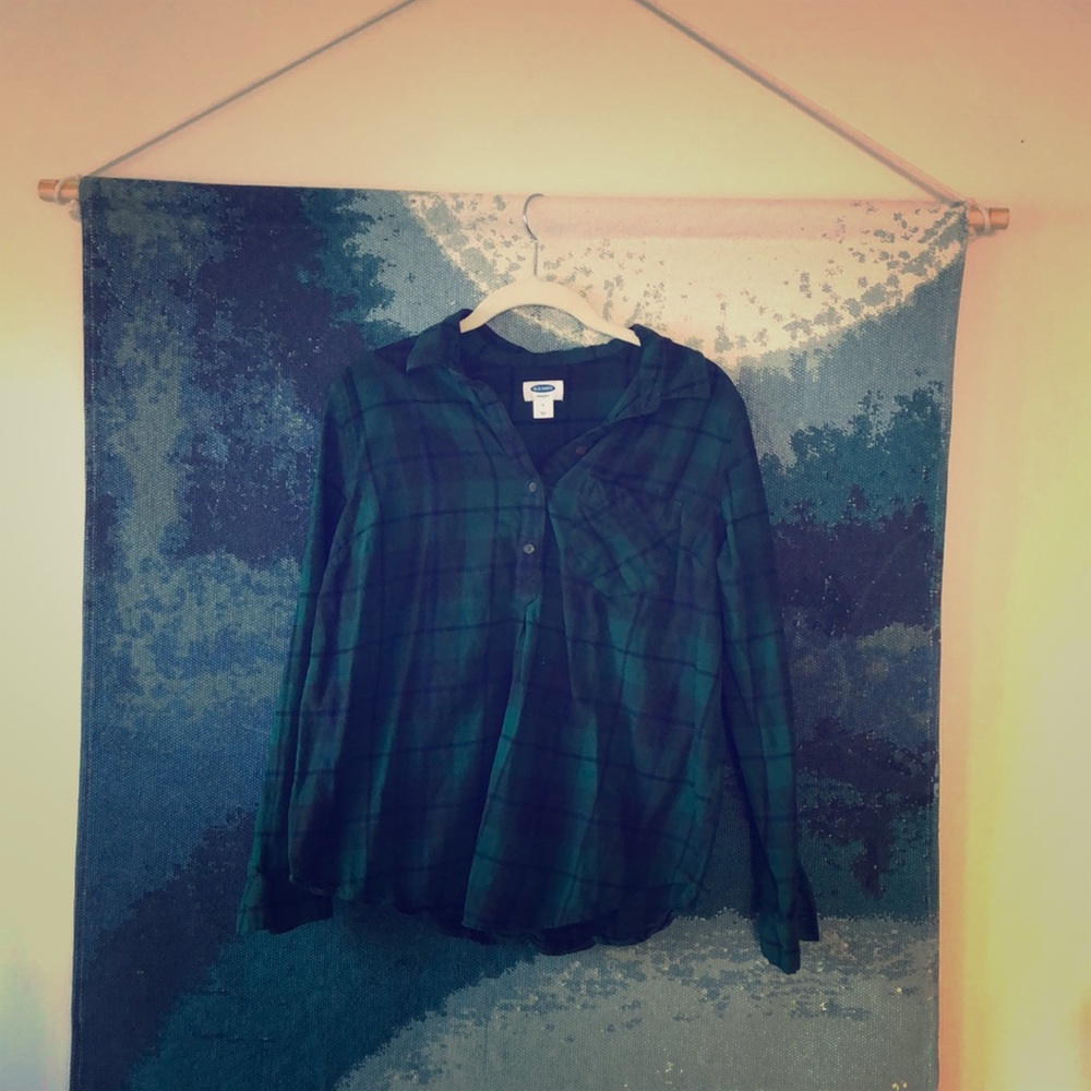 Plaid maternity flannel